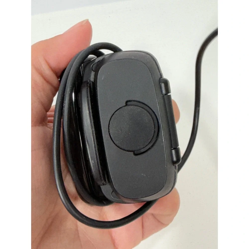 Logitech C615 HD Webcam 1080p Fold-and-Go Portable Video Camera V-U0027 Black